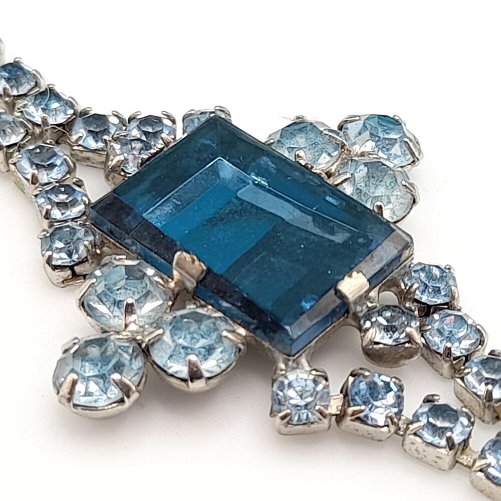 Light Blue Art Glass Rhinestone Bracelet, Mid-Century, 1960s Vintage Jewelry - Picture 7 of 10